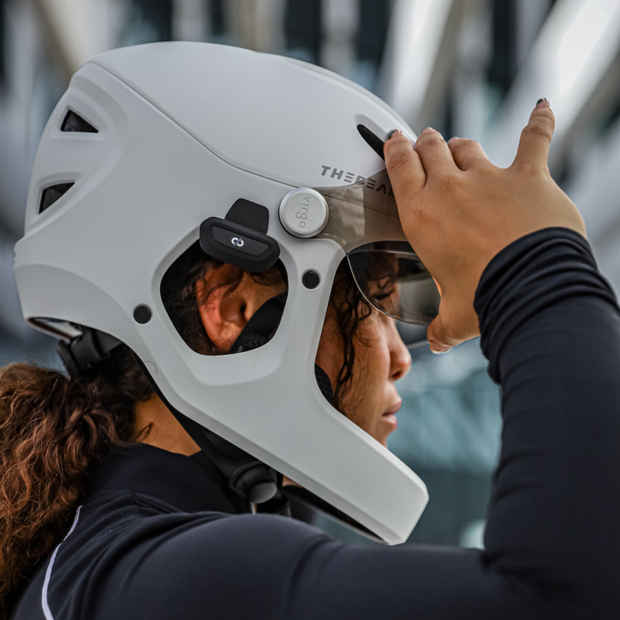 Roamee - Hands-free Bluetooth kit for bicycle helmet